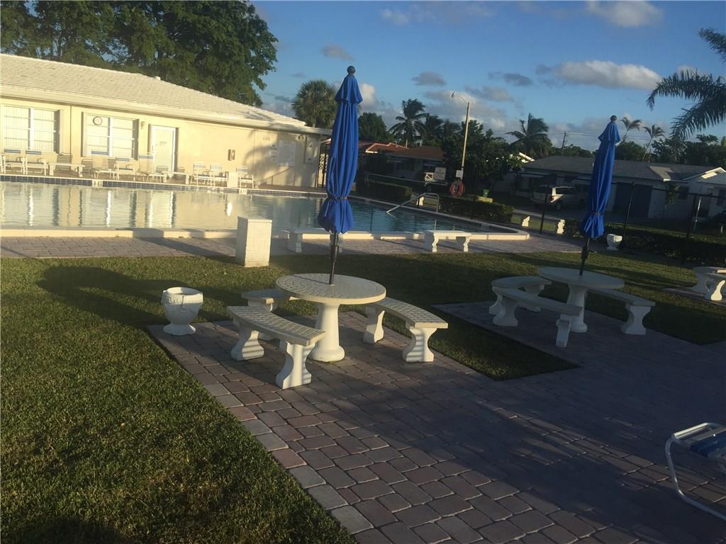 Mainlands Of Tamarac Lake - Residential