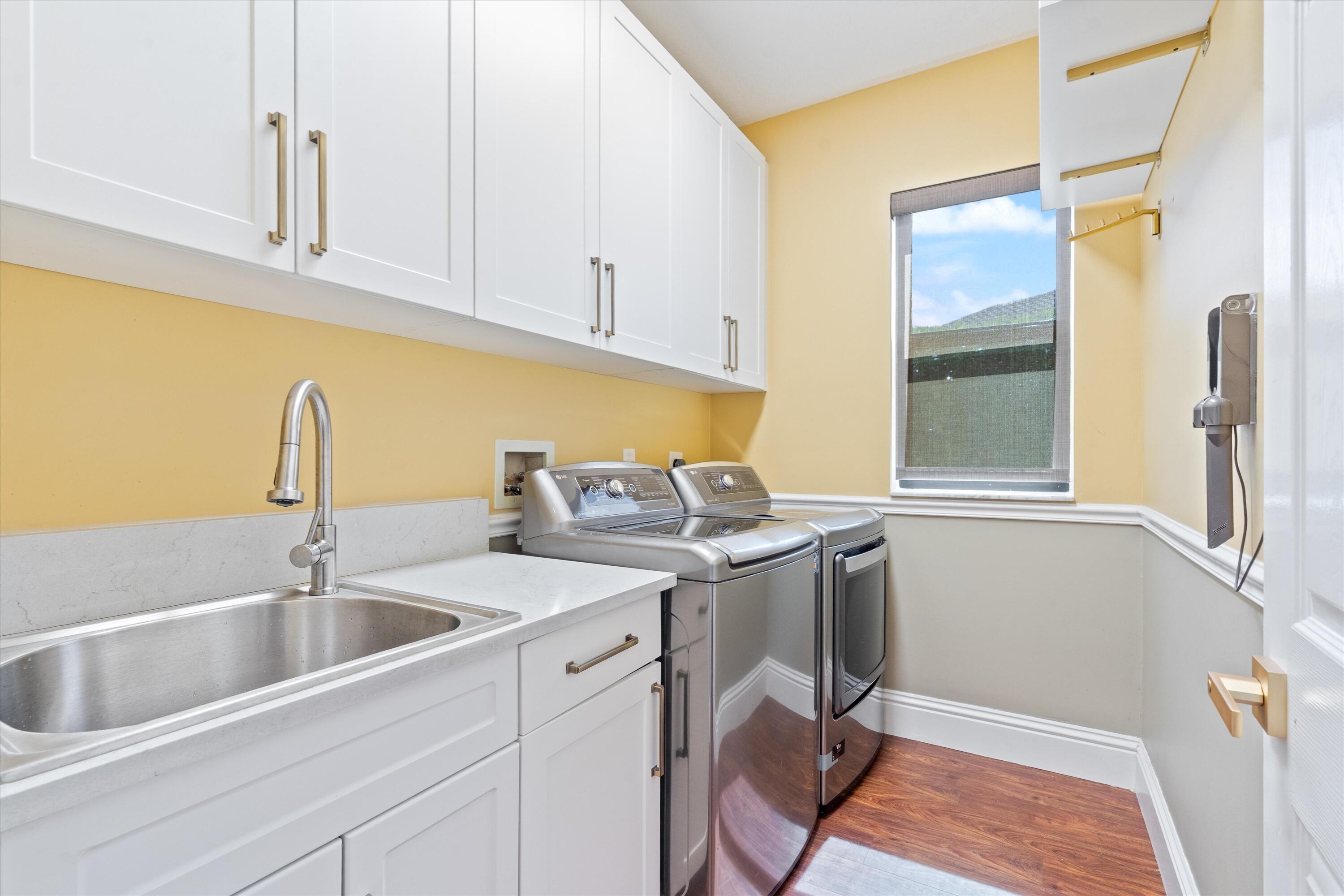 BOCA FALLS PAR T - Residential