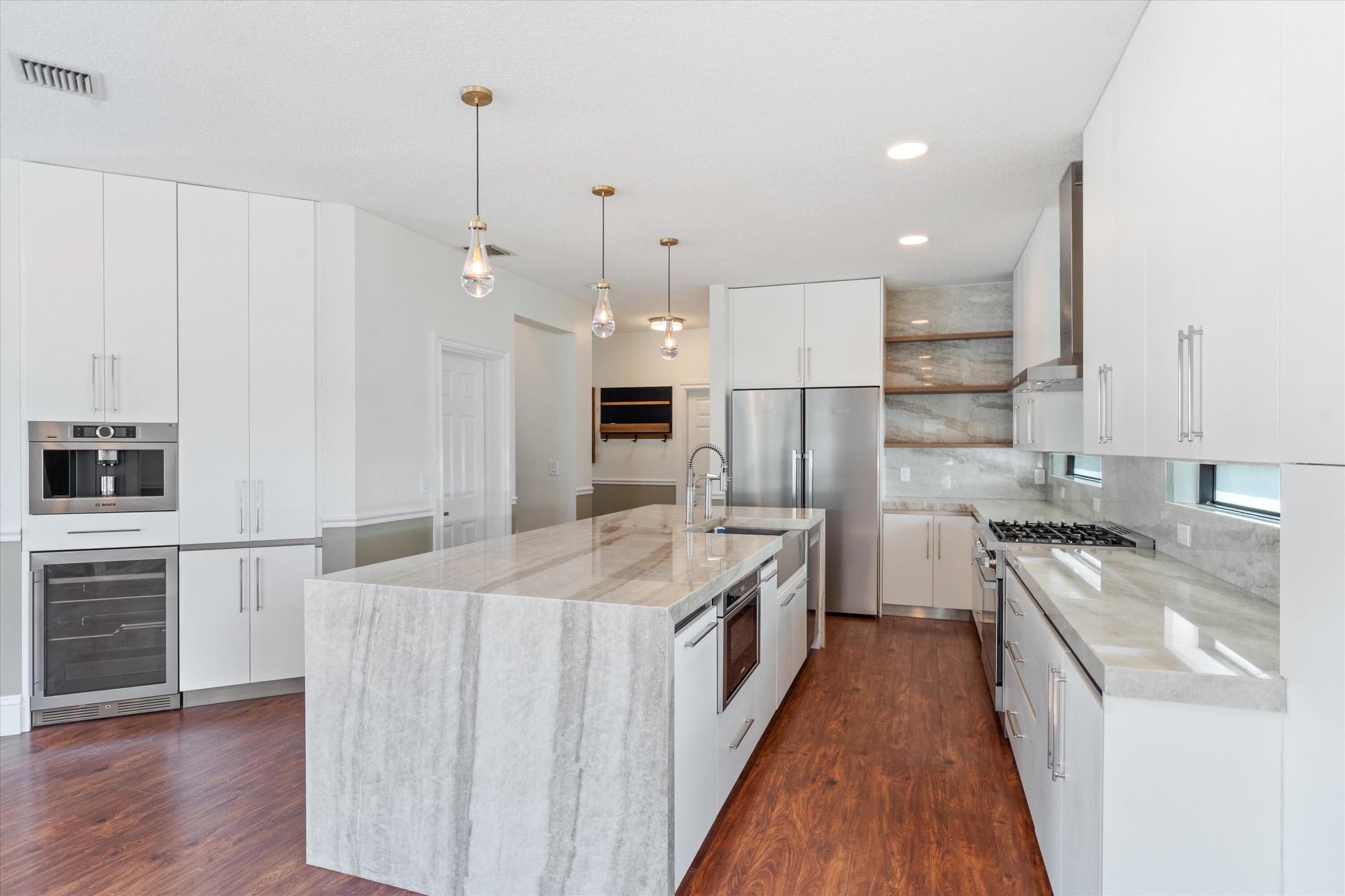 BOCA FALLS PAR T - Residential