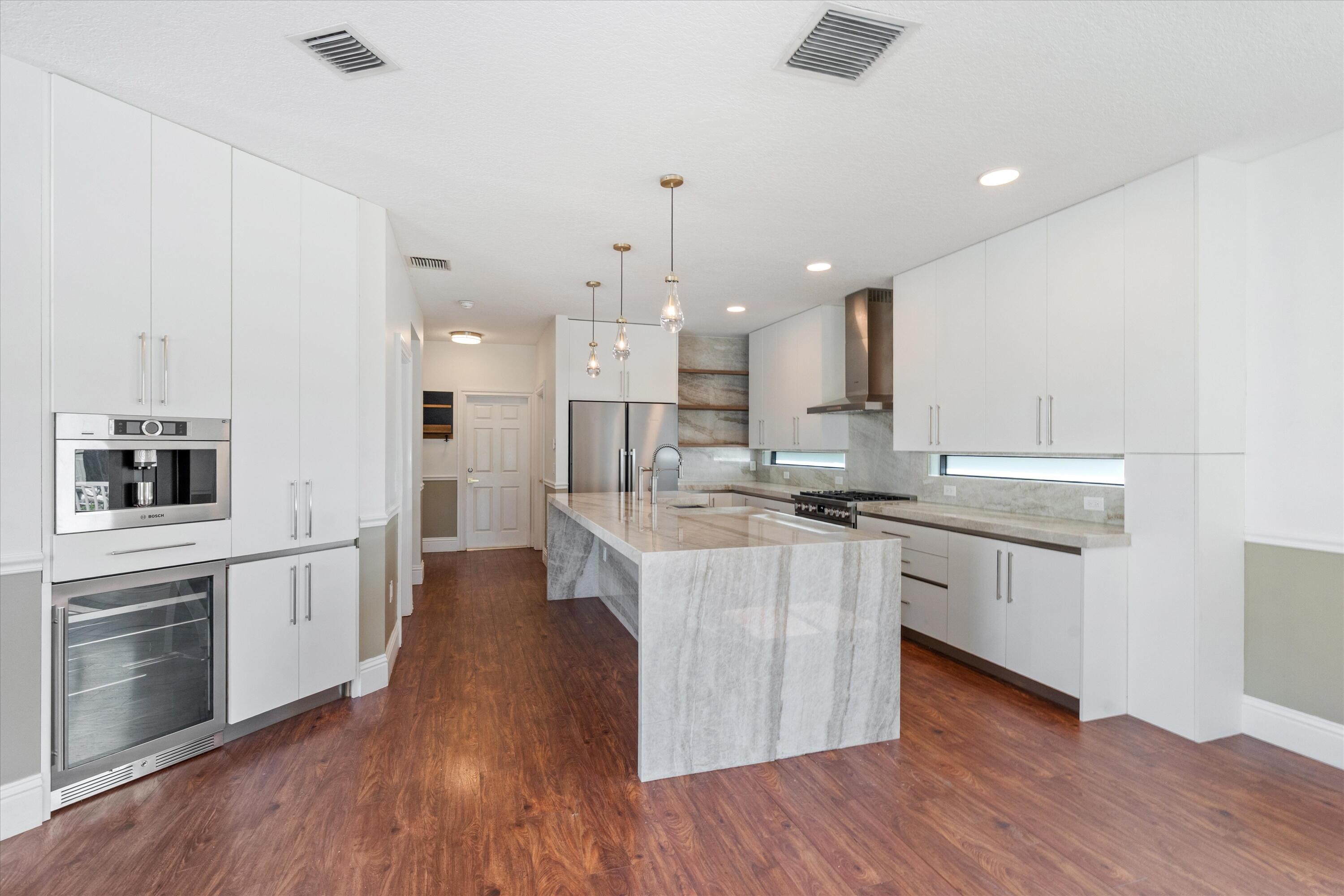 BOCA FALLS PAR T - Residential