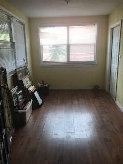 Cresthaven 4 38-10 B - Residential