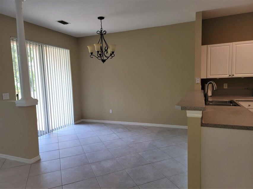 SEMINOLE ESTATES & TOWNHO - Residential Lease