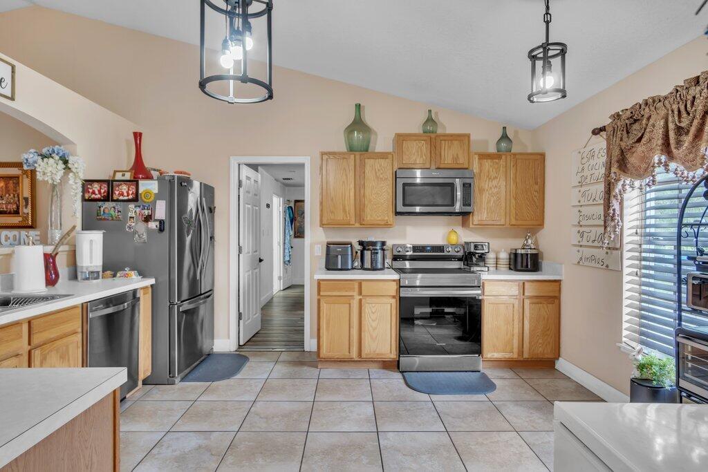 Basswood Un 04 - Residential