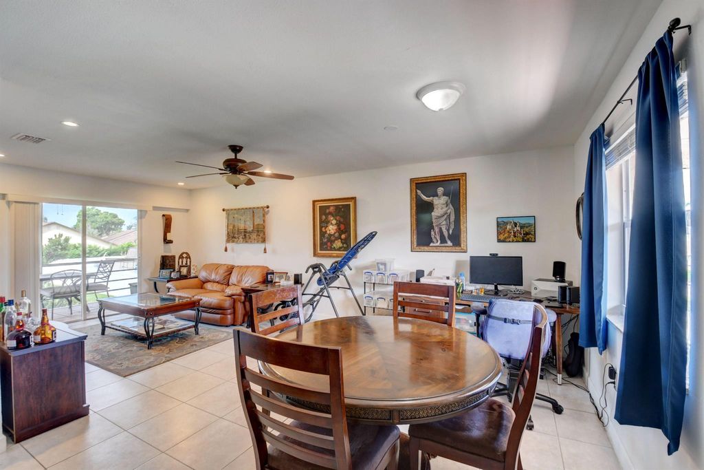 Photo of 500 Davis Road #42b, Palm Springs, FL 33461 (MLS # R10924297)