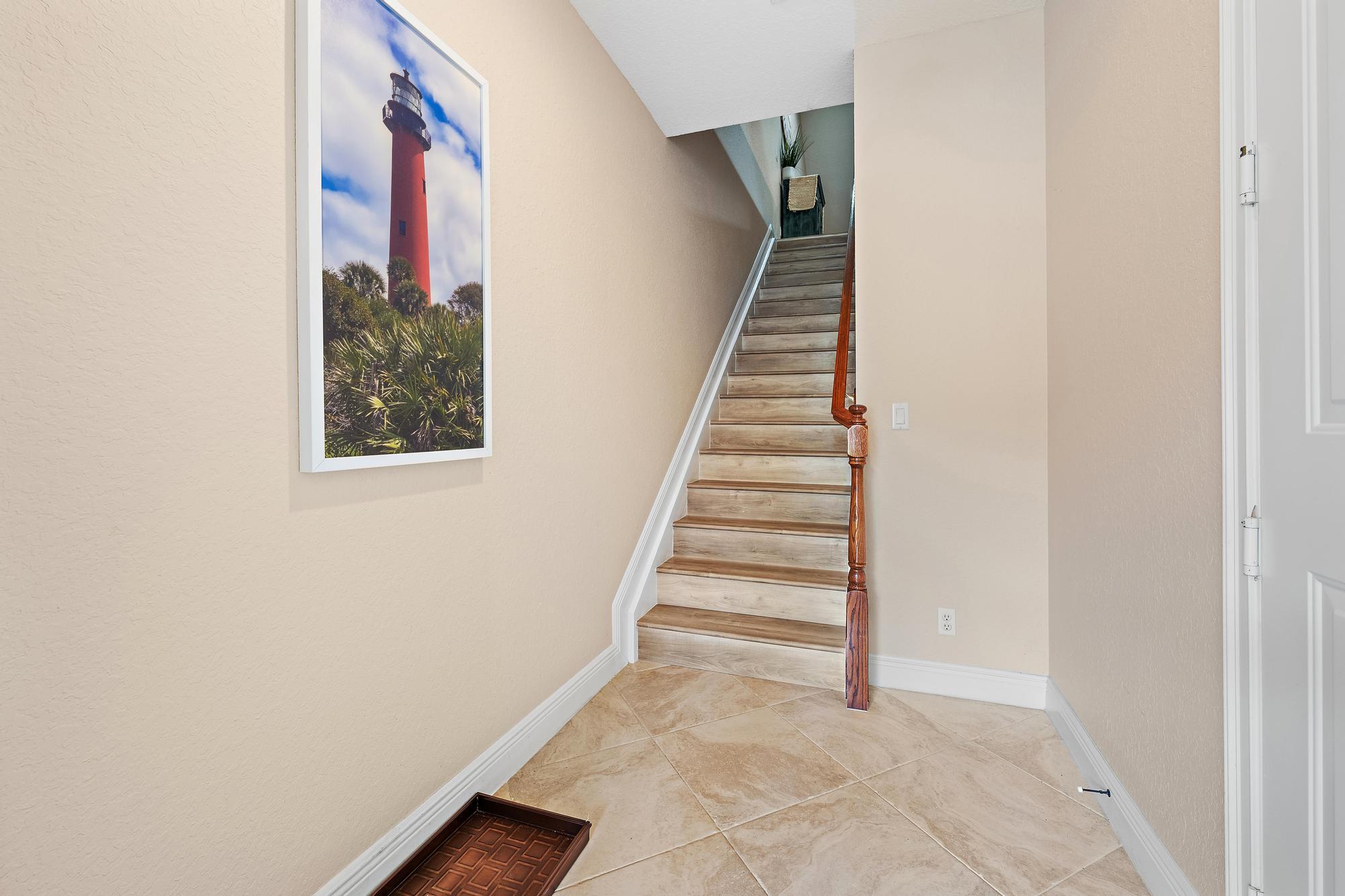 CIELO TOWNHOMES AT SHOPS OF DONALD ROSS - Residential