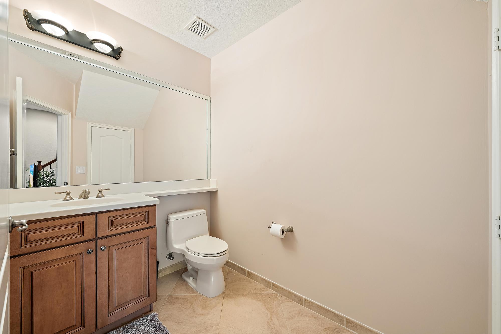 CIELO TOWNHOMES AT SHOPS OF DONALD ROSS - Residential