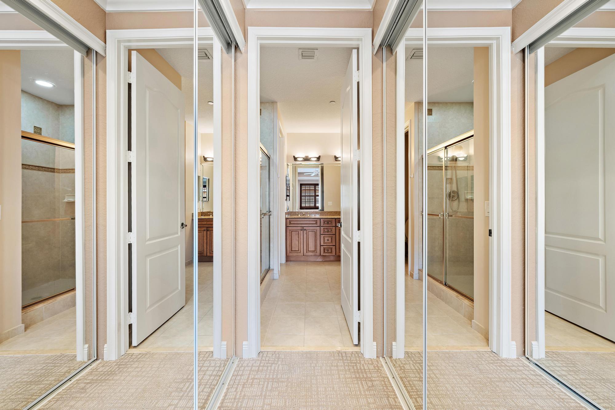 CIELO TOWNHOMES AT SHOPS OF DONALD ROSS - Residential