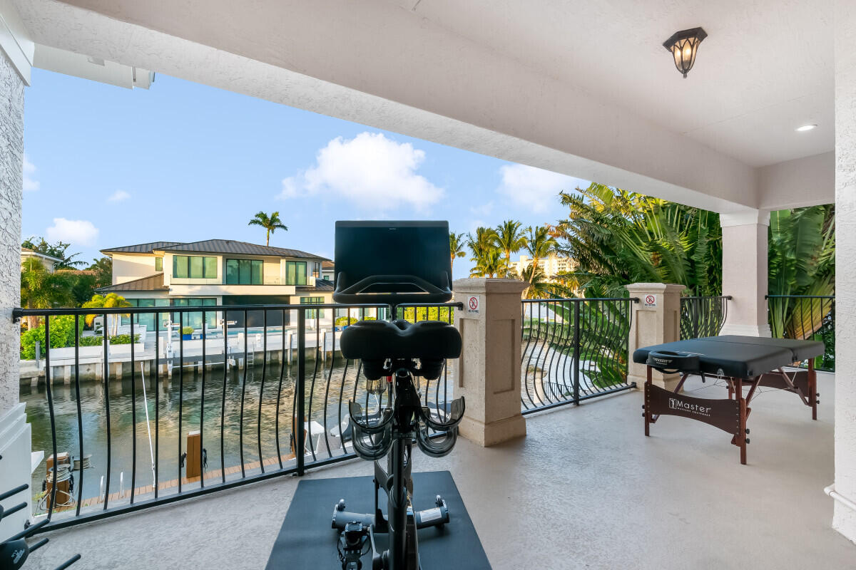 TROPIC ISLE - Residential Lease