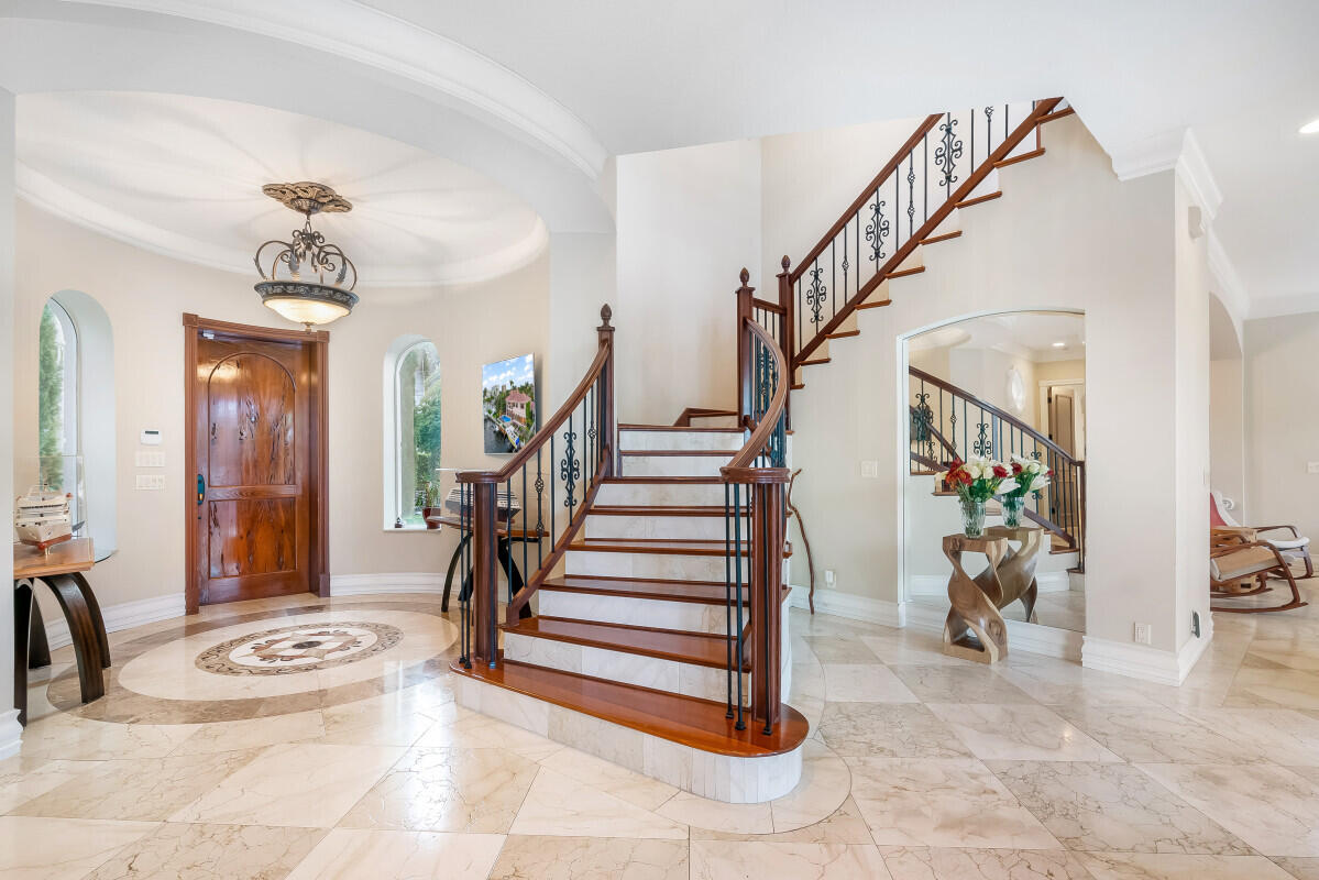 TROPIC ISLE - Residential Lease