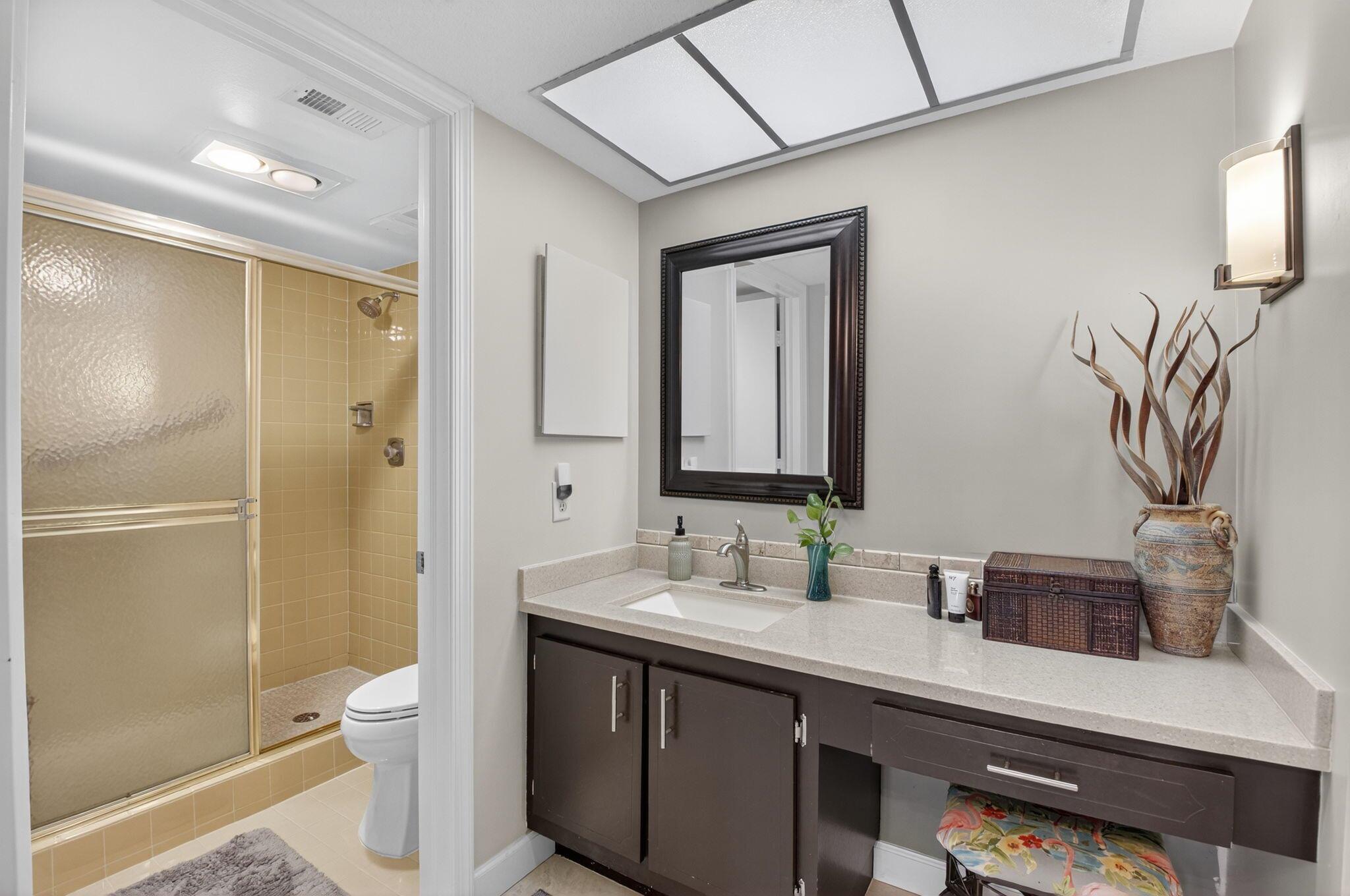 BARWOOD CONDO - Residential Lease