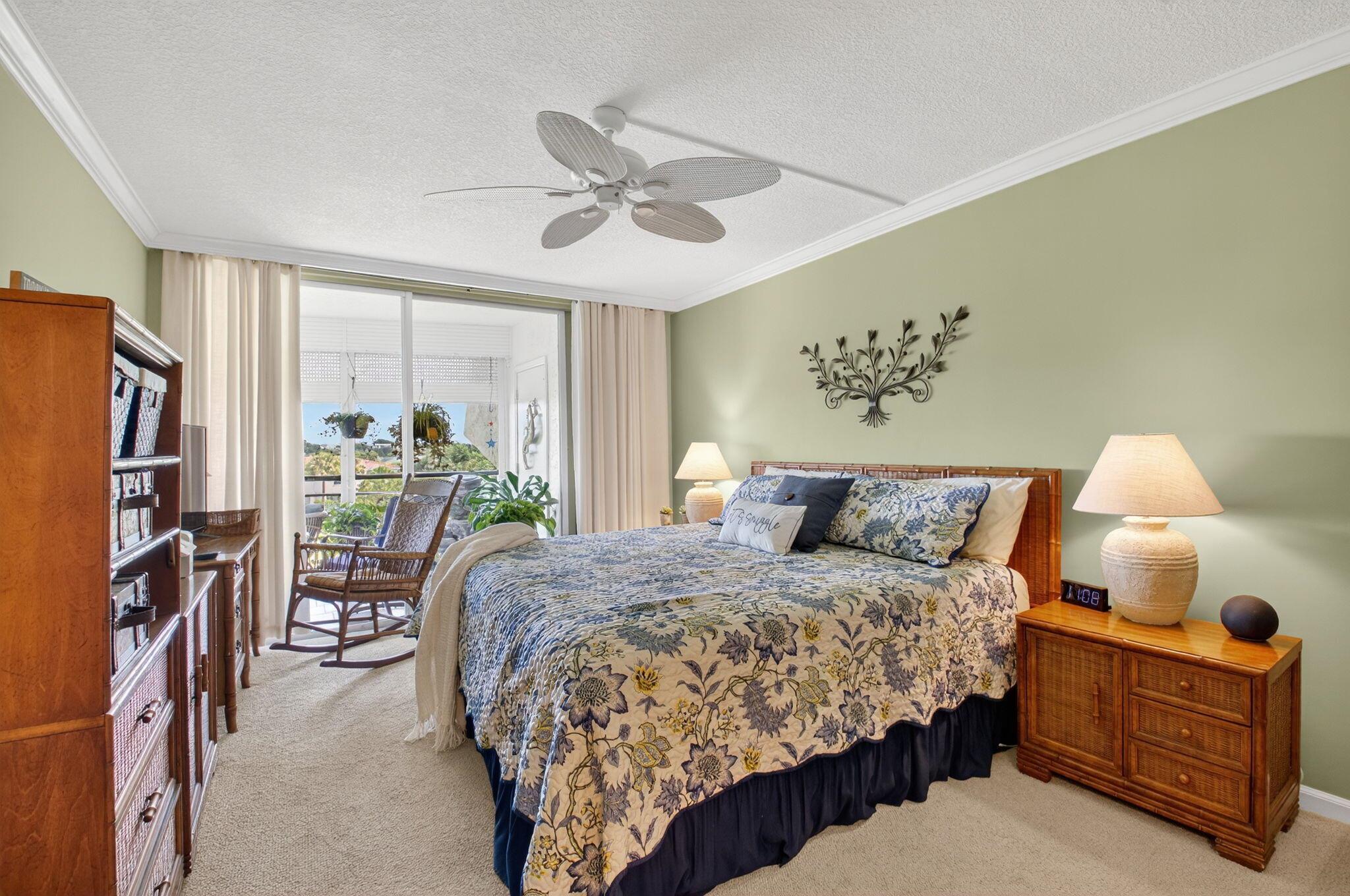 BARWOOD CONDO - Residential Lease