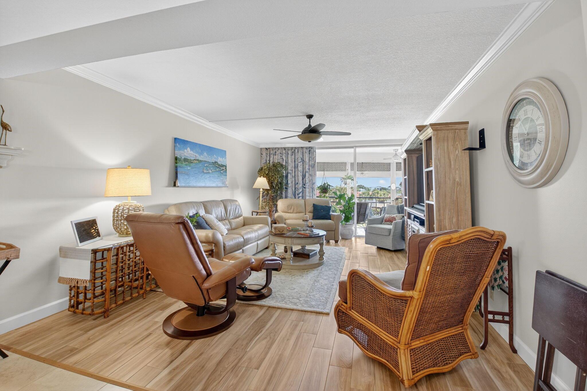 BARWOOD CONDO - Residential Lease