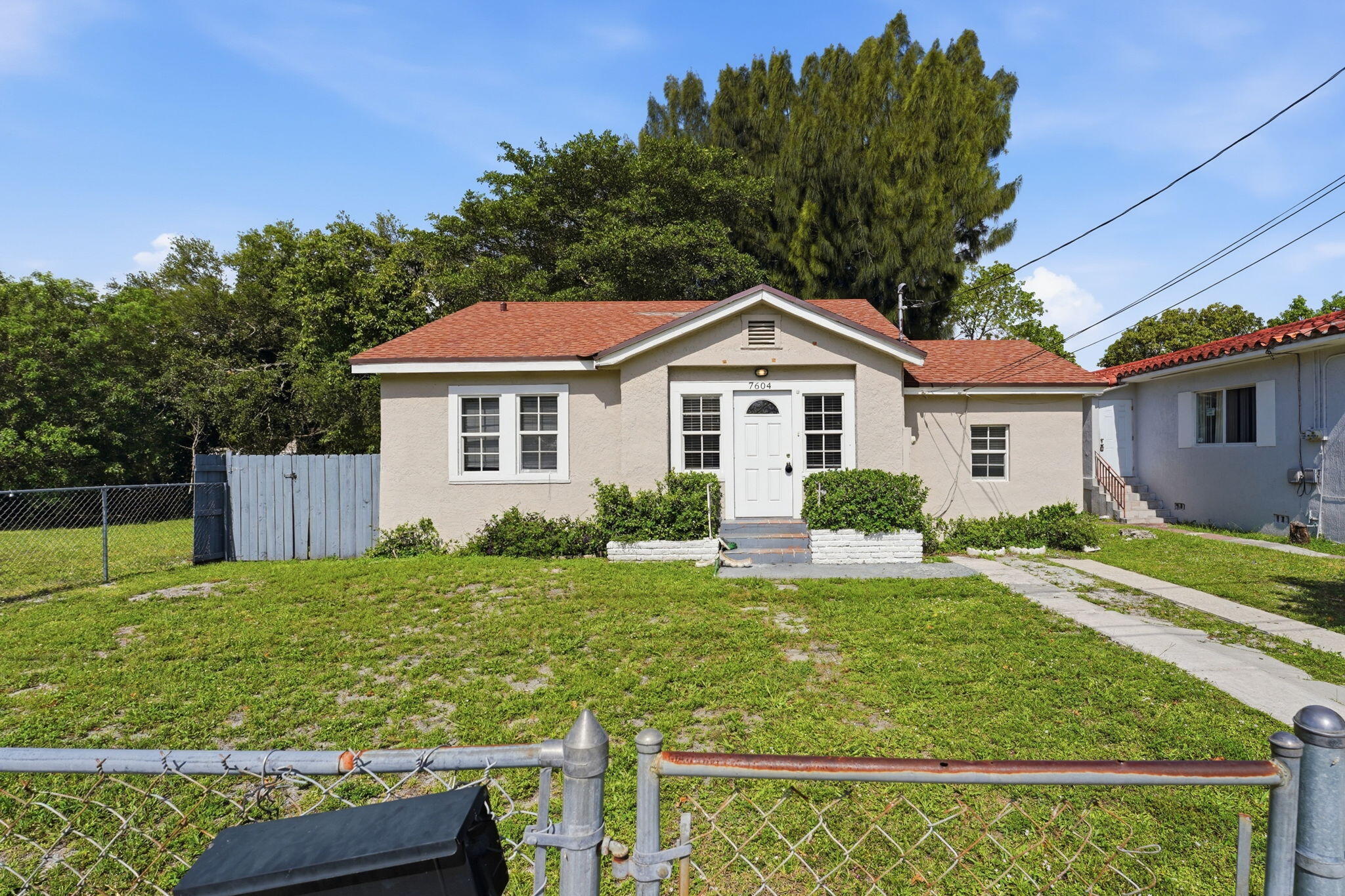 PINEMOUNT 2ND REV AMD PL - Residential