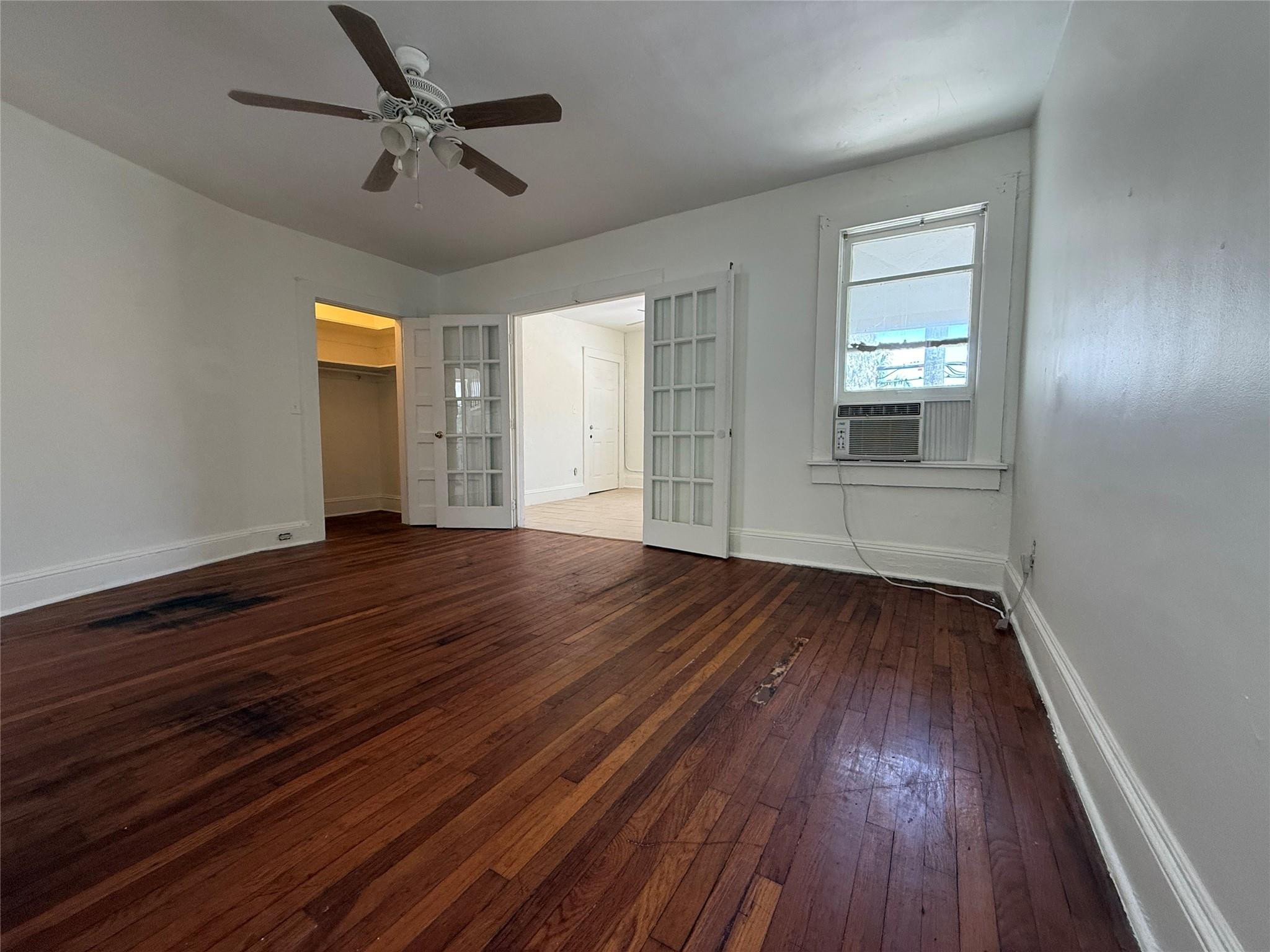 Hollywood 1-21 B - Residential Lease
