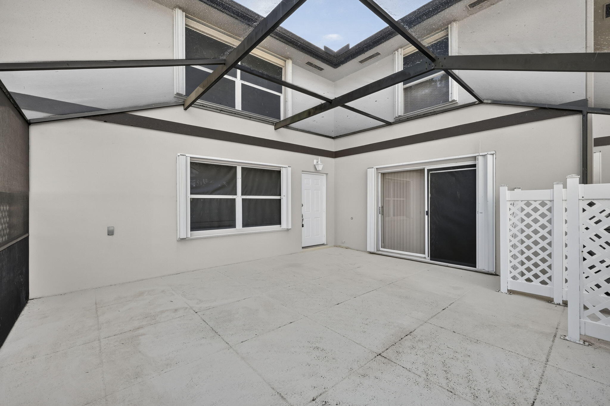 11 AMHERST Court D