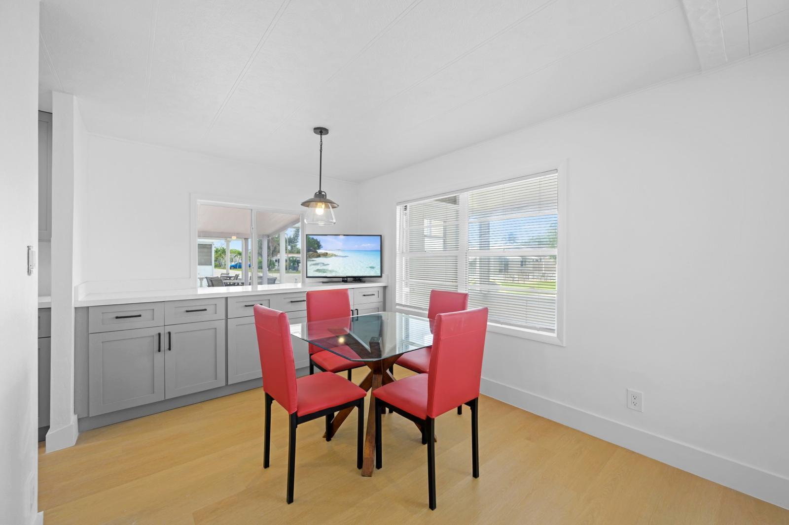 RAVENSWOOD ESTATES & MARINAS - Residential