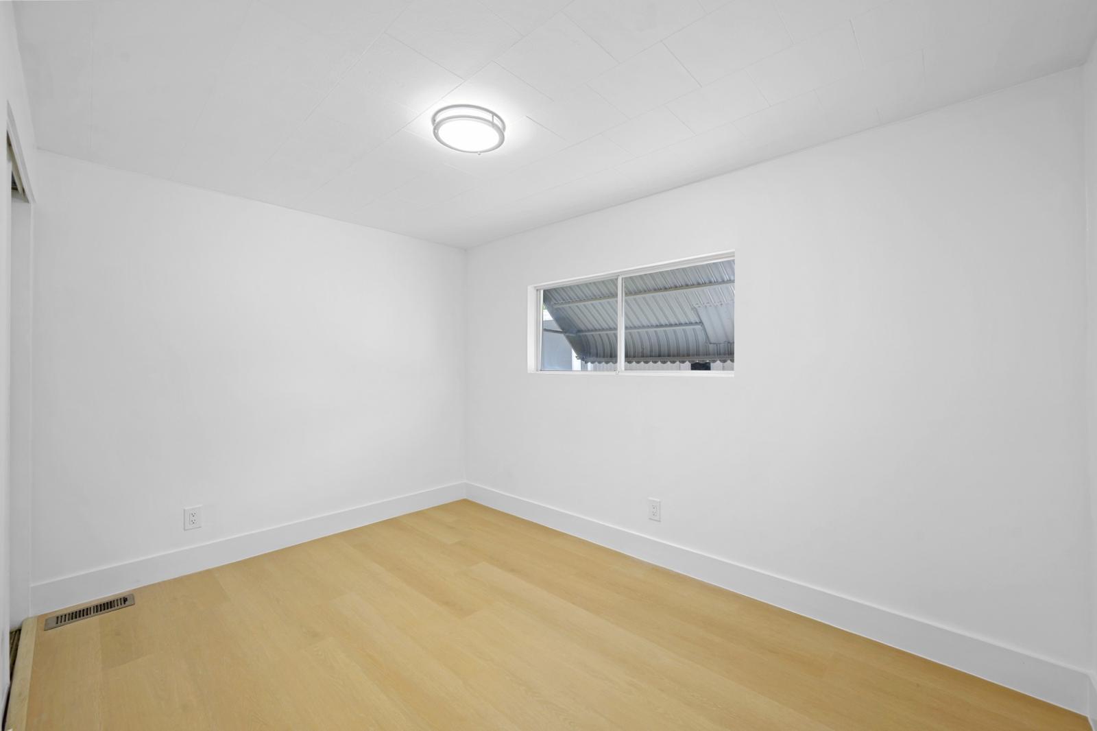 RAVENSWOOD ESTATES & MARINAS - Residential