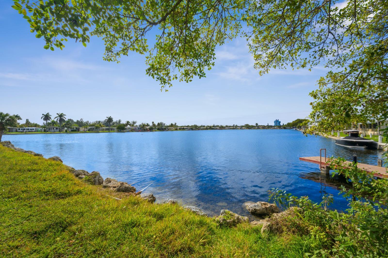 RAVENSWOOD ESTATES & MARINAS - Residential