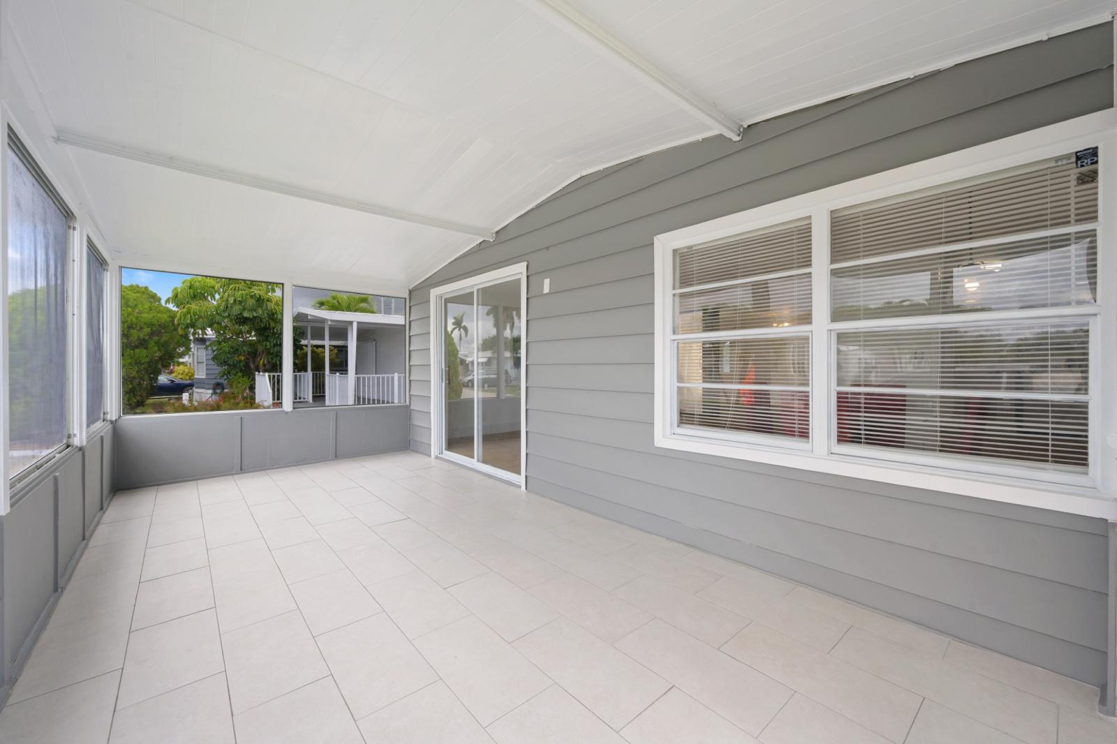 RAVENSWOOD ESTATES & MARINAS - Residential