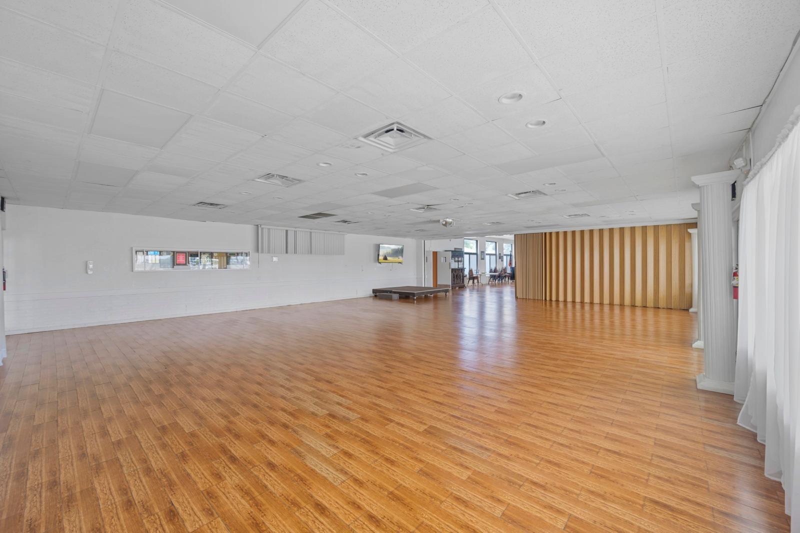 RAVENSWOOD ESTATES & MARINAS - Residential