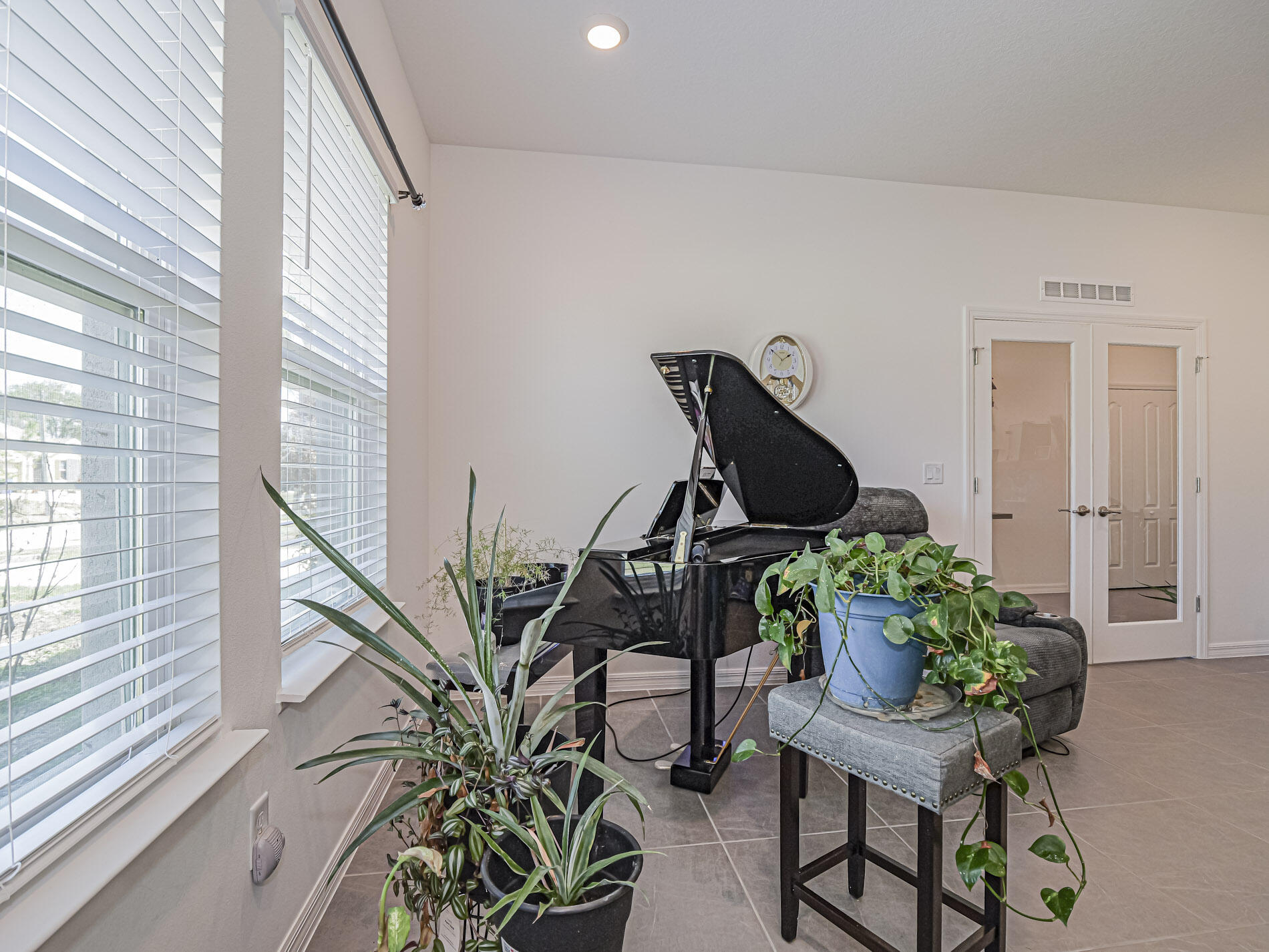 SEBASTIAN HIGHLANDS UNIT 8 - Residential