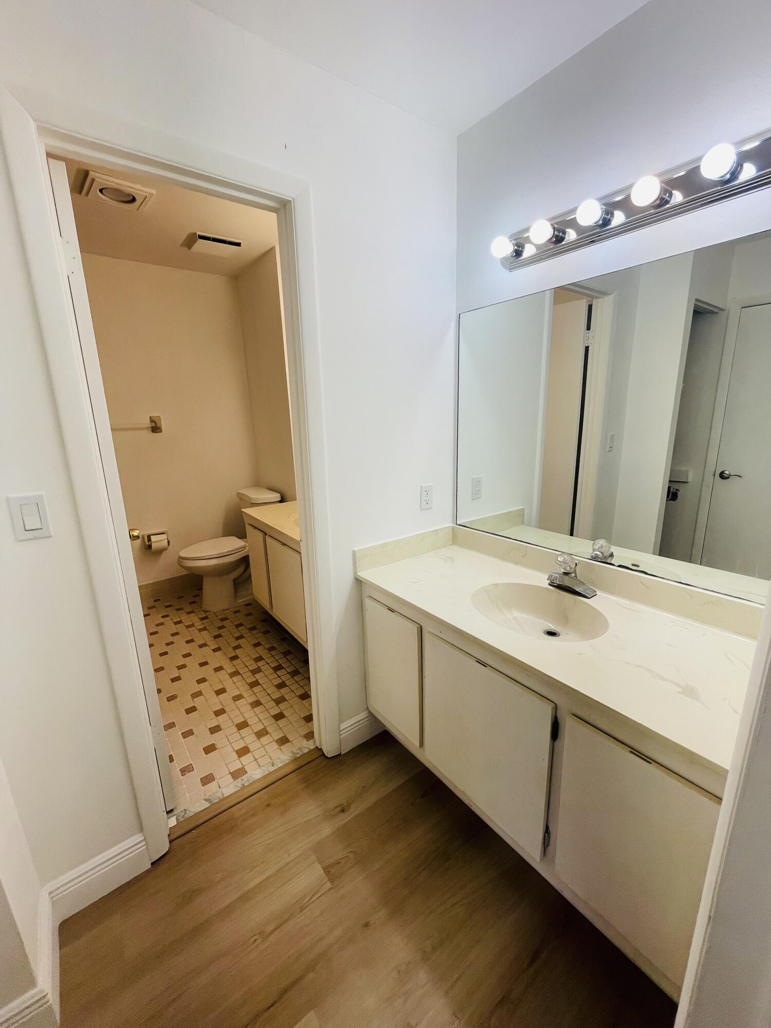 LAGO WEST CLUSTER HOMES PHASE II - Residential Lease
