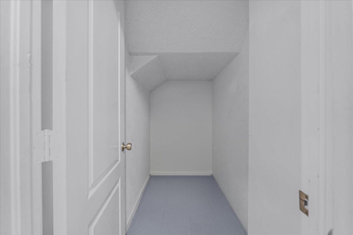 BRIDGEWATER CONDO - Residential