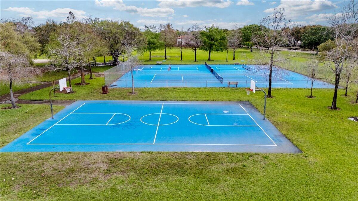 BRIDGEWATER CONDO - Residential