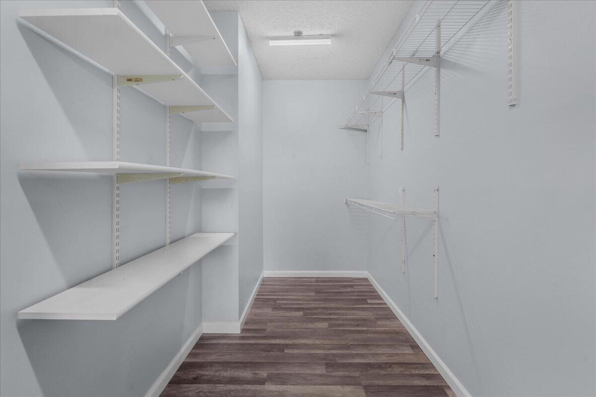 BRIDGEWATER CONDO - Residential