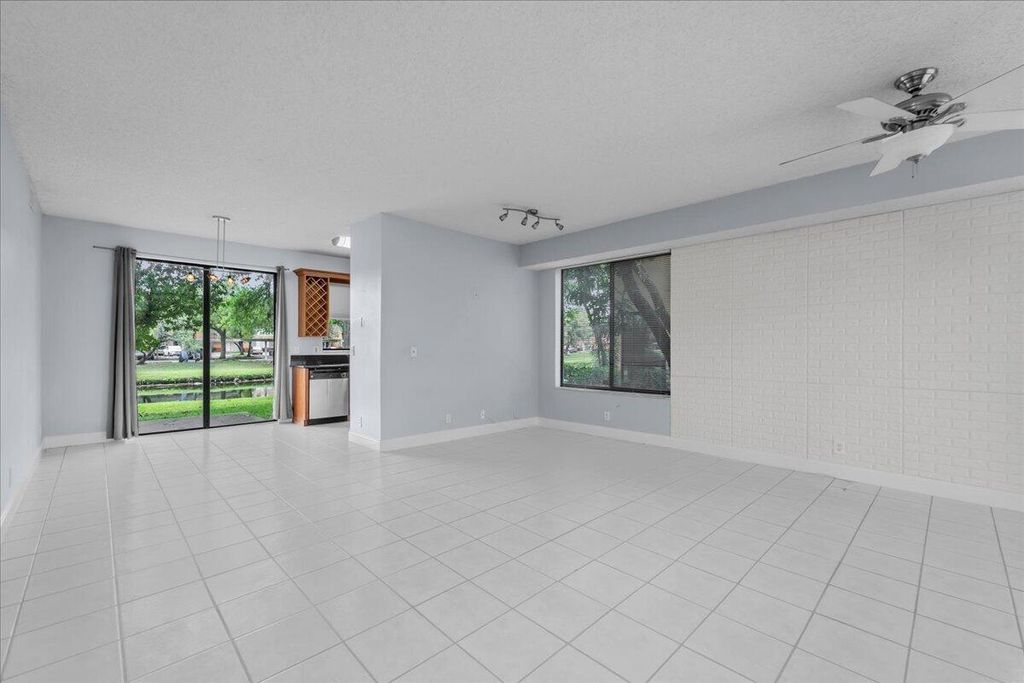 Photo of 10538 NW 10th Street, Plantation, FL 33322 (MLS # B26006353)