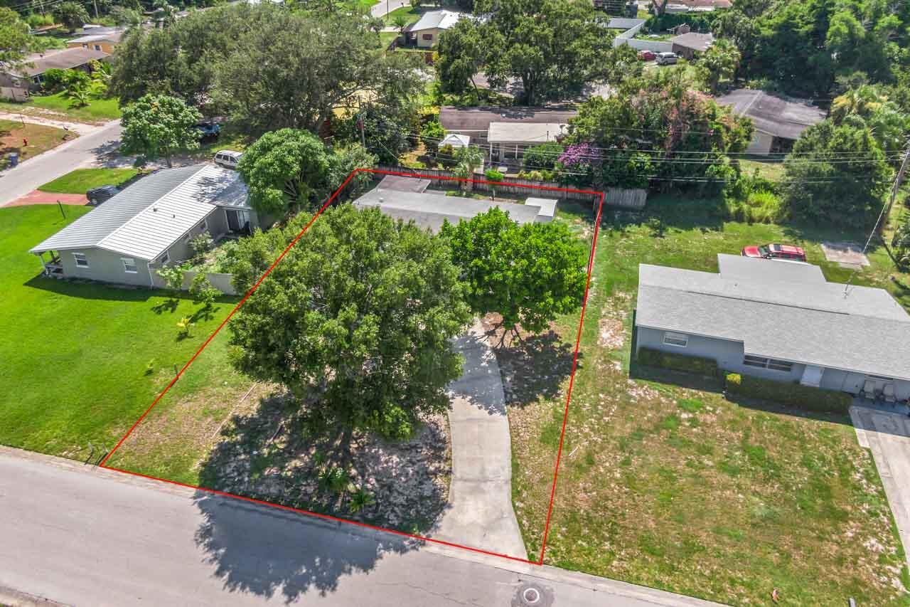 IXORA PARK PLAT NO 5 - Residential Lease