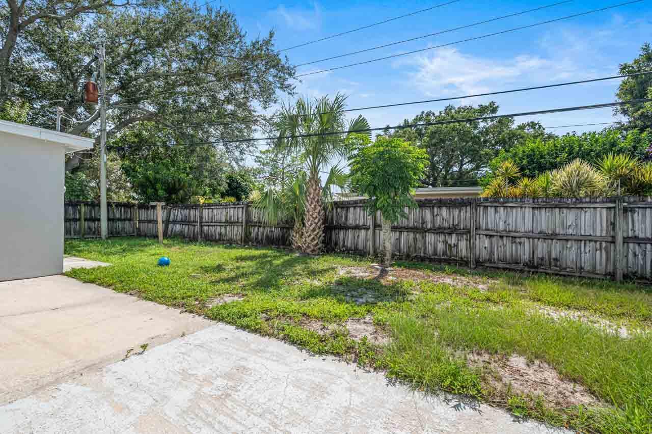 IXORA PARK PLAT NO 5 - Residential Lease