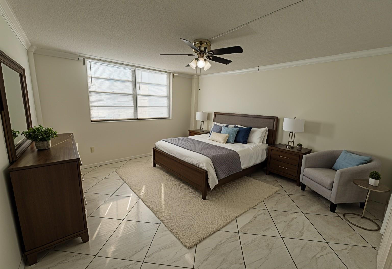 PLAZA TOWERS NORTH CONDO - Residential