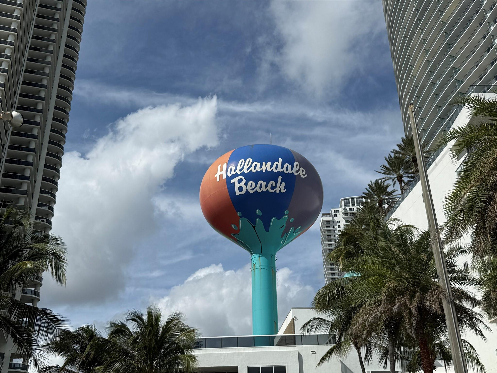 PLAZA TOWERS NORTH CONDO - Residential