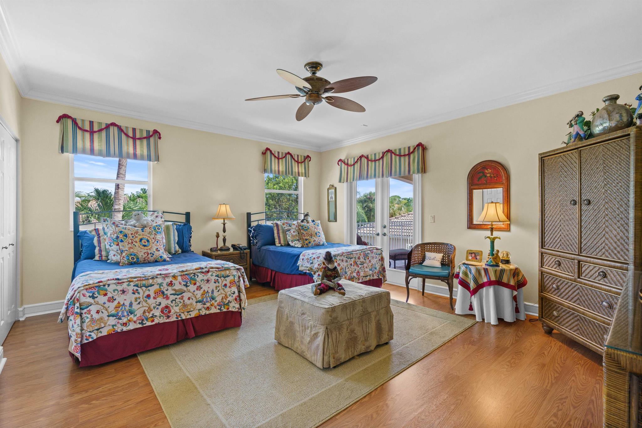 Admirals Cove - Residential