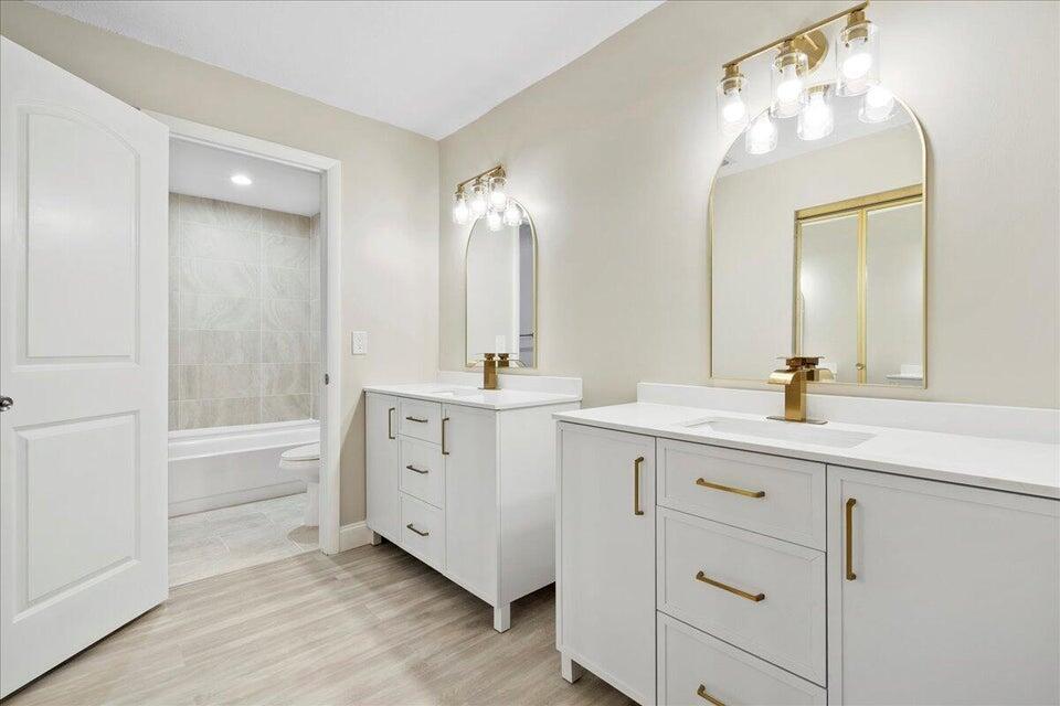 PALM GREENS AT VILLA DEL - Residential