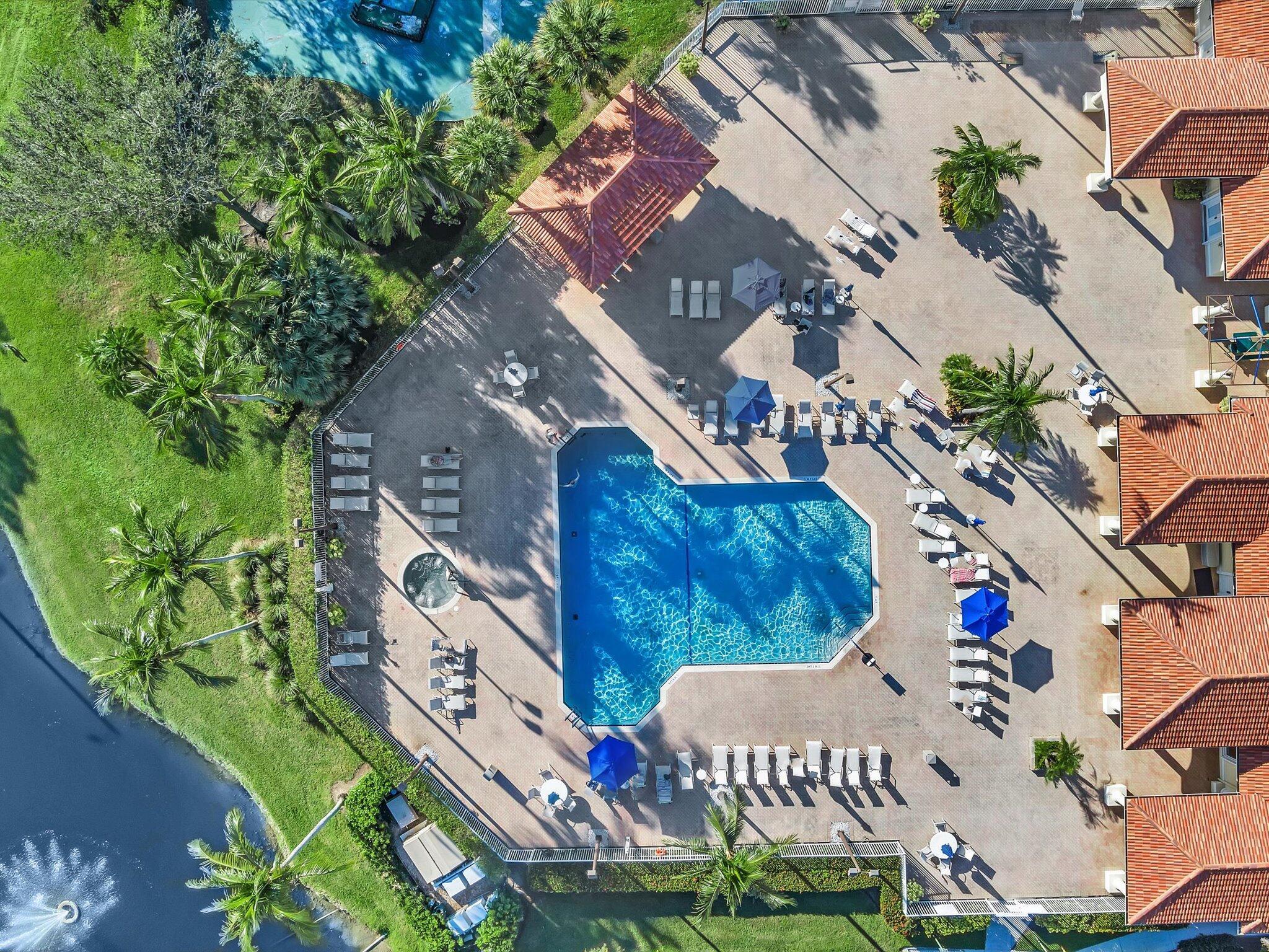 FLORAL LAKES - Residential Lease