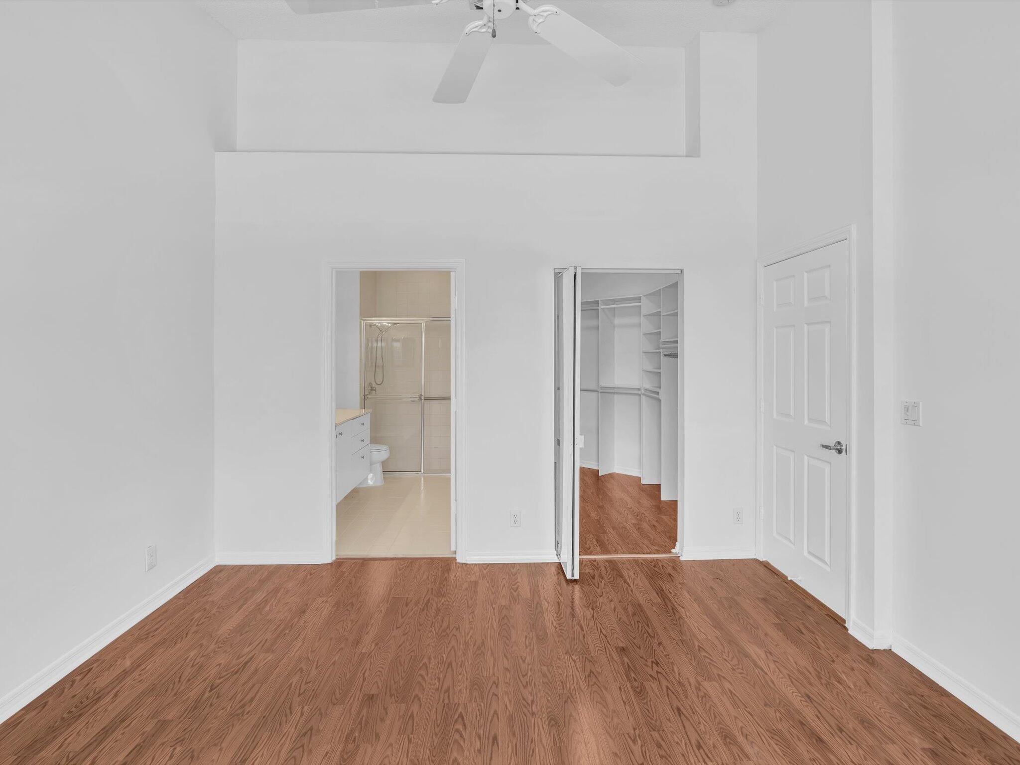 FLORAL LAKES - Residential Lease