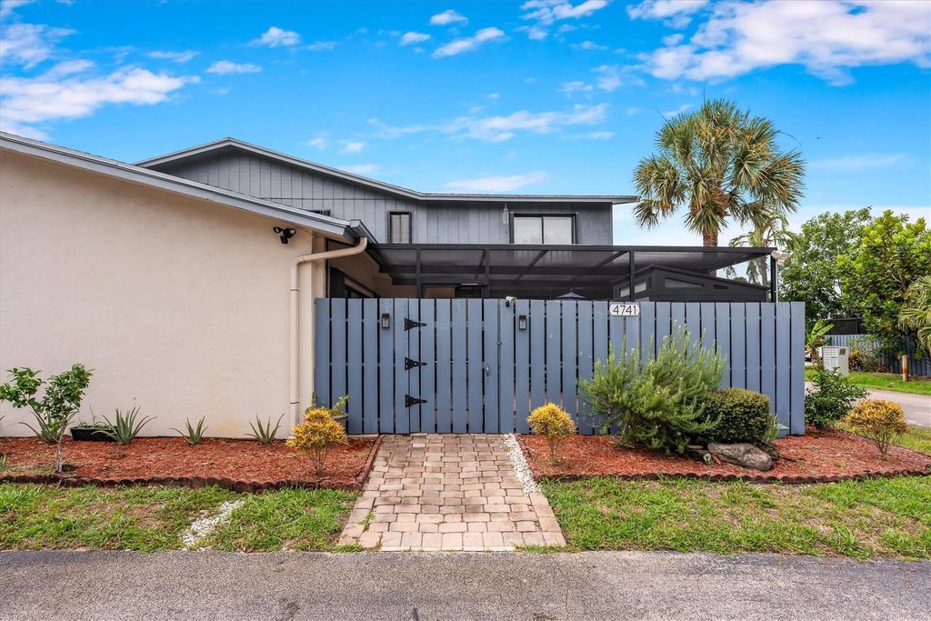 Photo of 4741 Holly Lake Drive, Lake Worth, FL 33463 (MLS # F10527929)