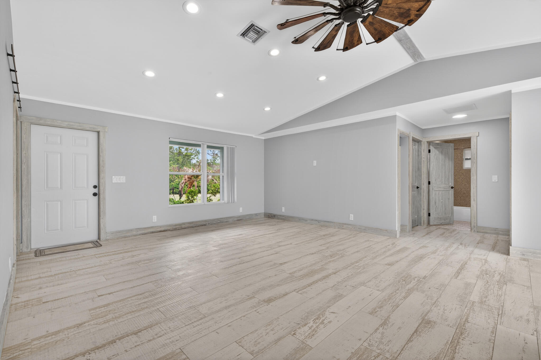 The Acreage - Residential