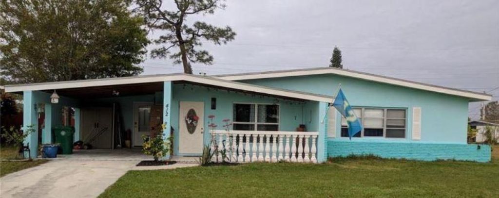 Photo of 412 Willows Avenue, Port Saint Lucie, FL 34952 (MLS # R10696231)