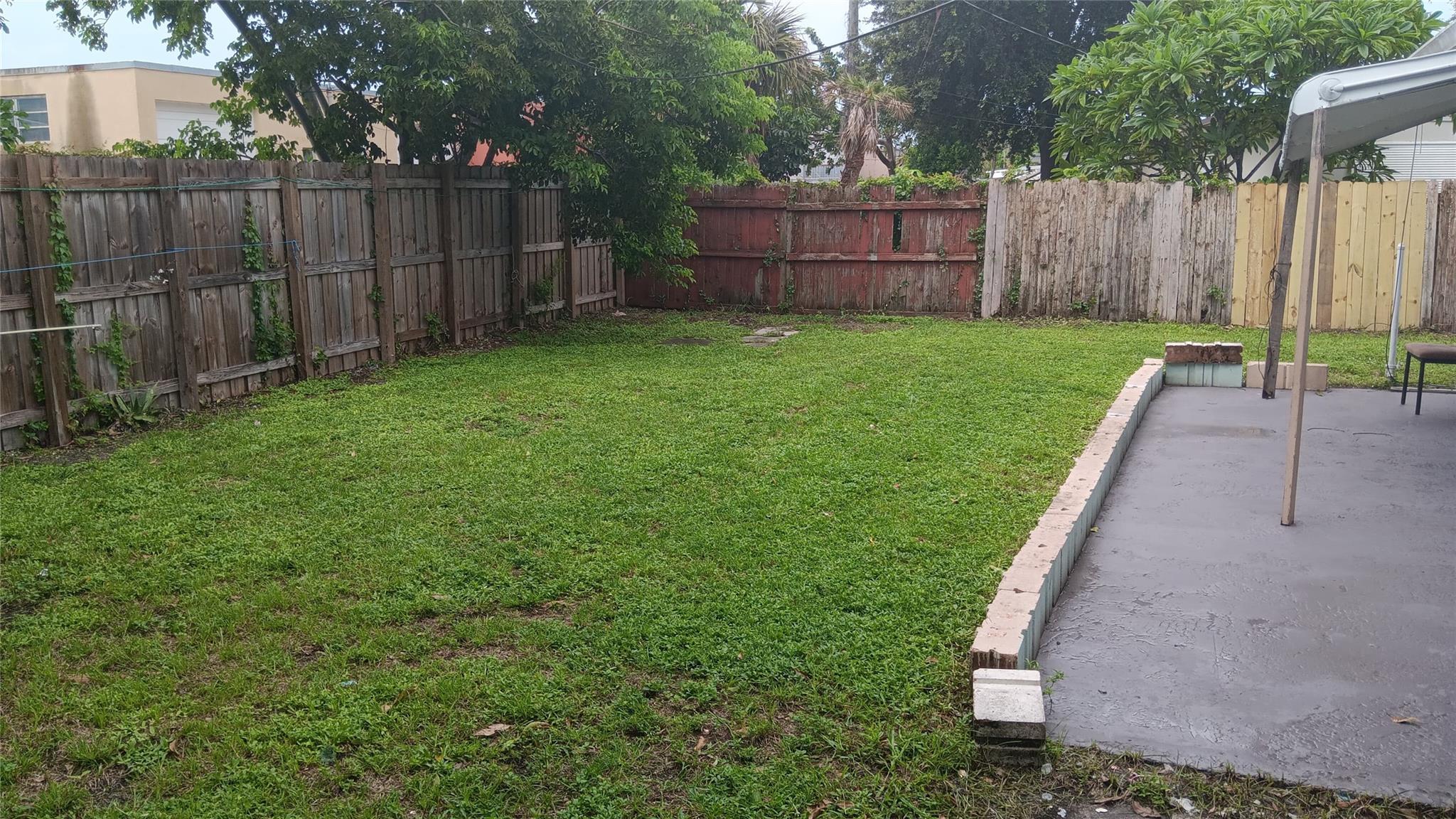 Cresthaven 10 46-25 B - Residential