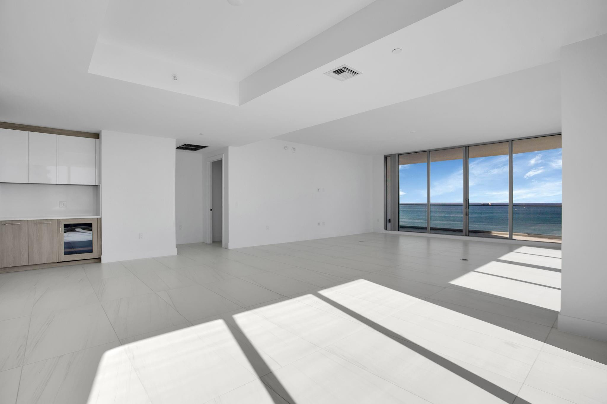 Selene Oceanfront Residen - Residential