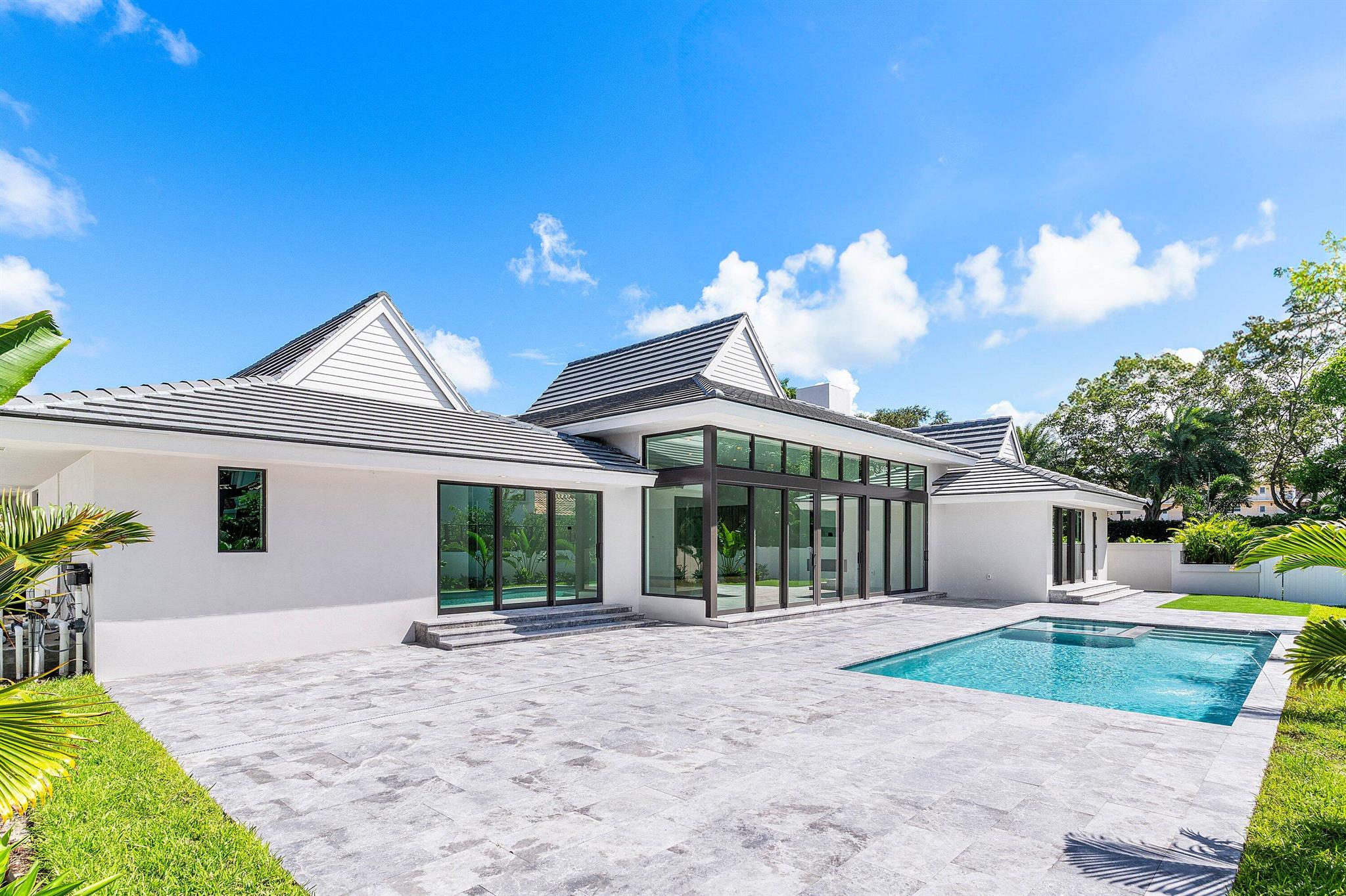 SANCTUARY - Residential