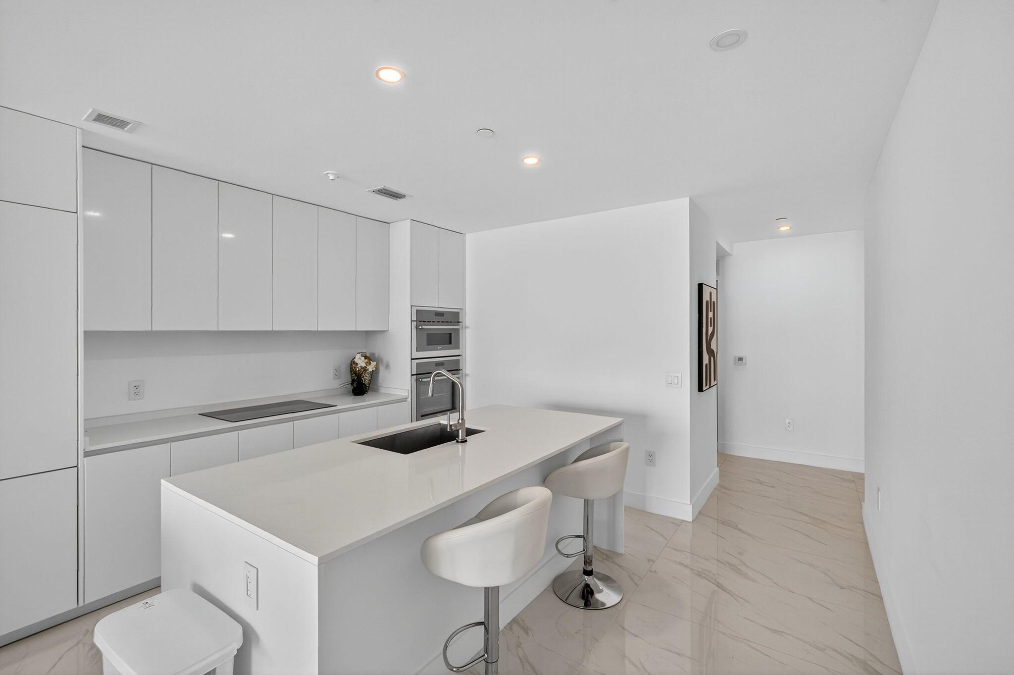 700 NE 24th Street 1005