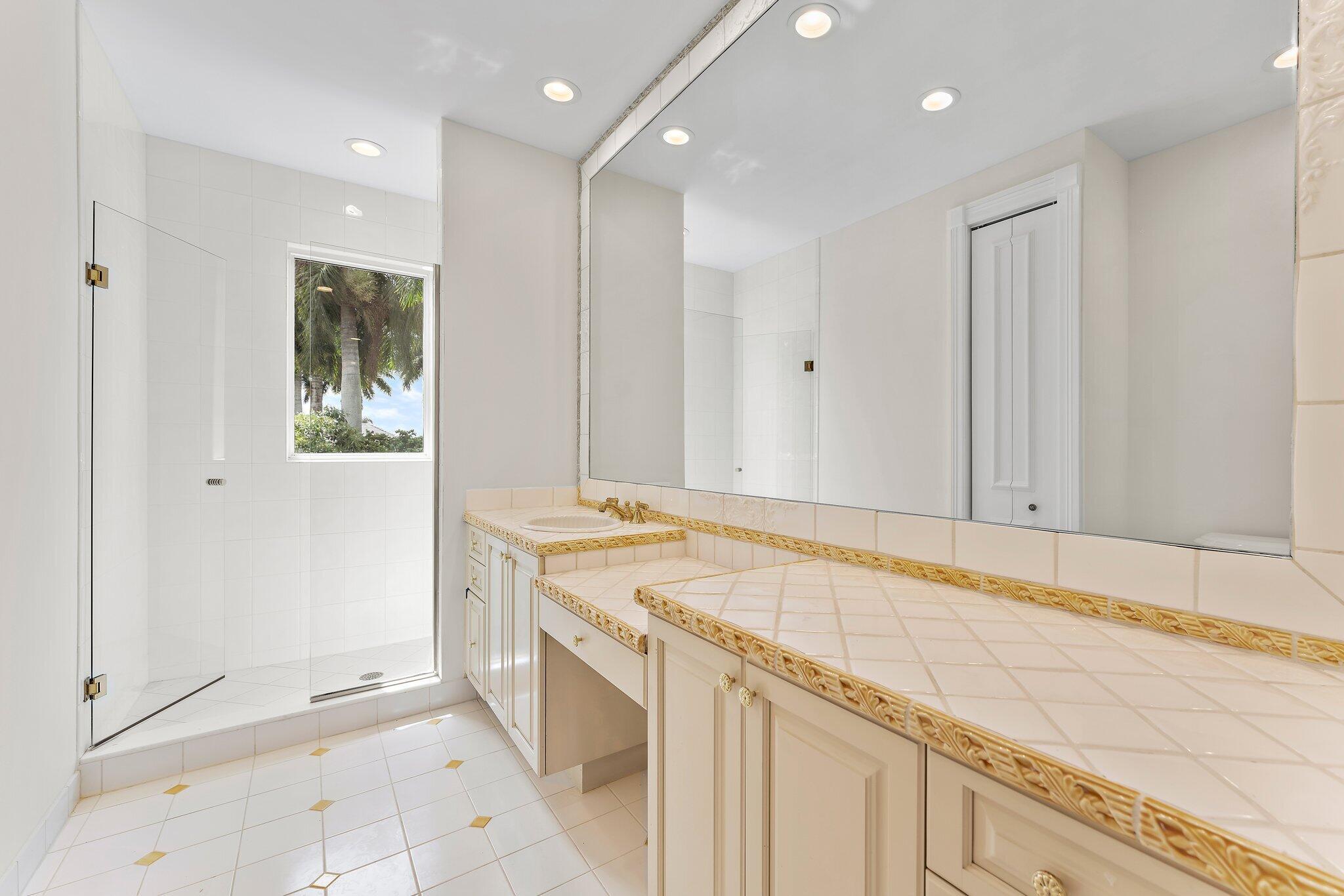 BALLENISLES - Residential