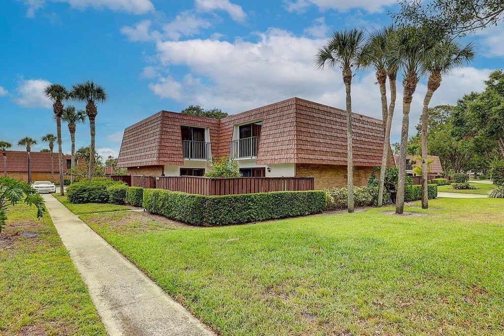 Photo of 3561 SW Sunset Trace Circle, Palm City, FL 34990 (MLS # R10943711)