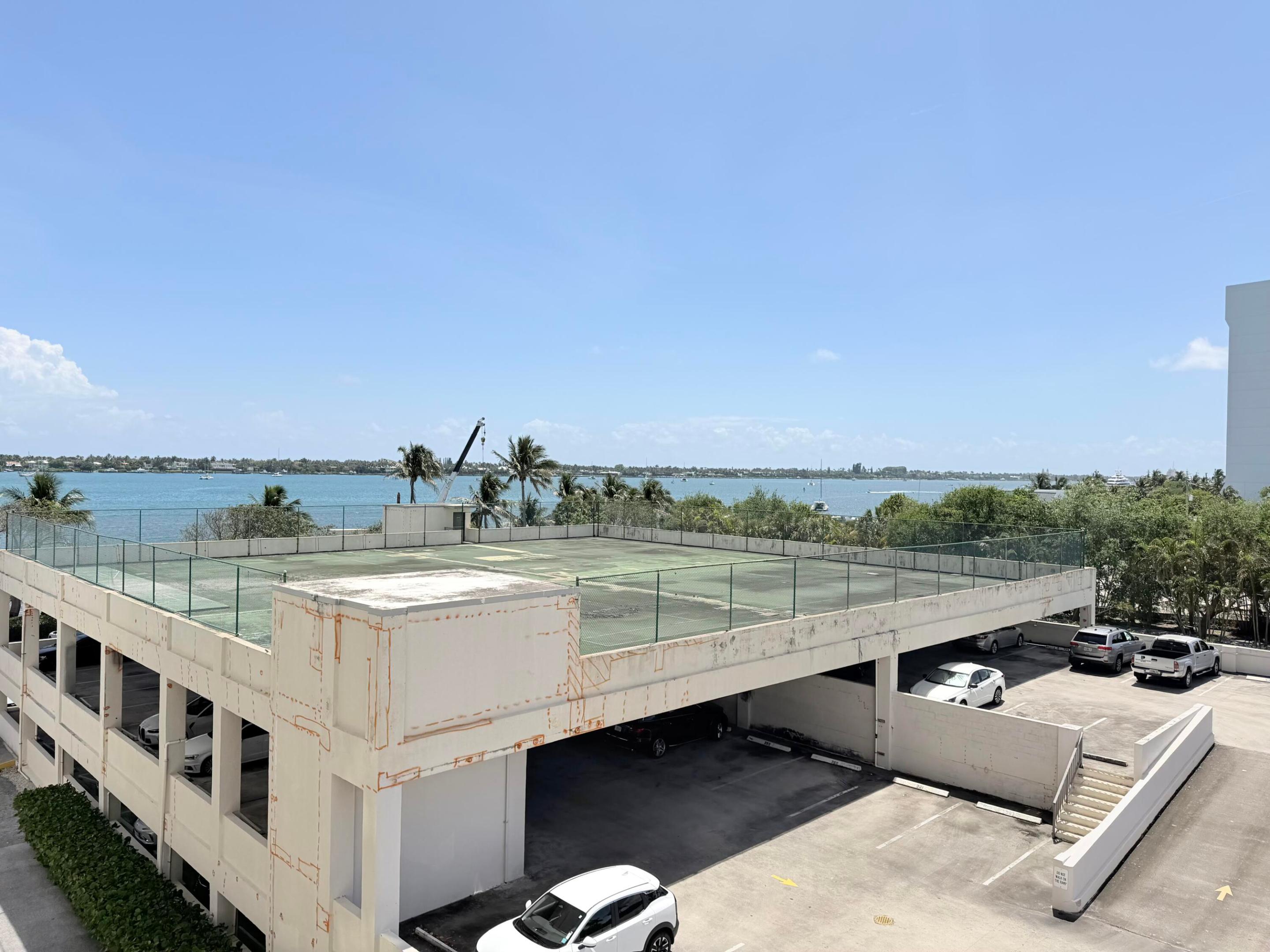 Palm Beach House - Residential