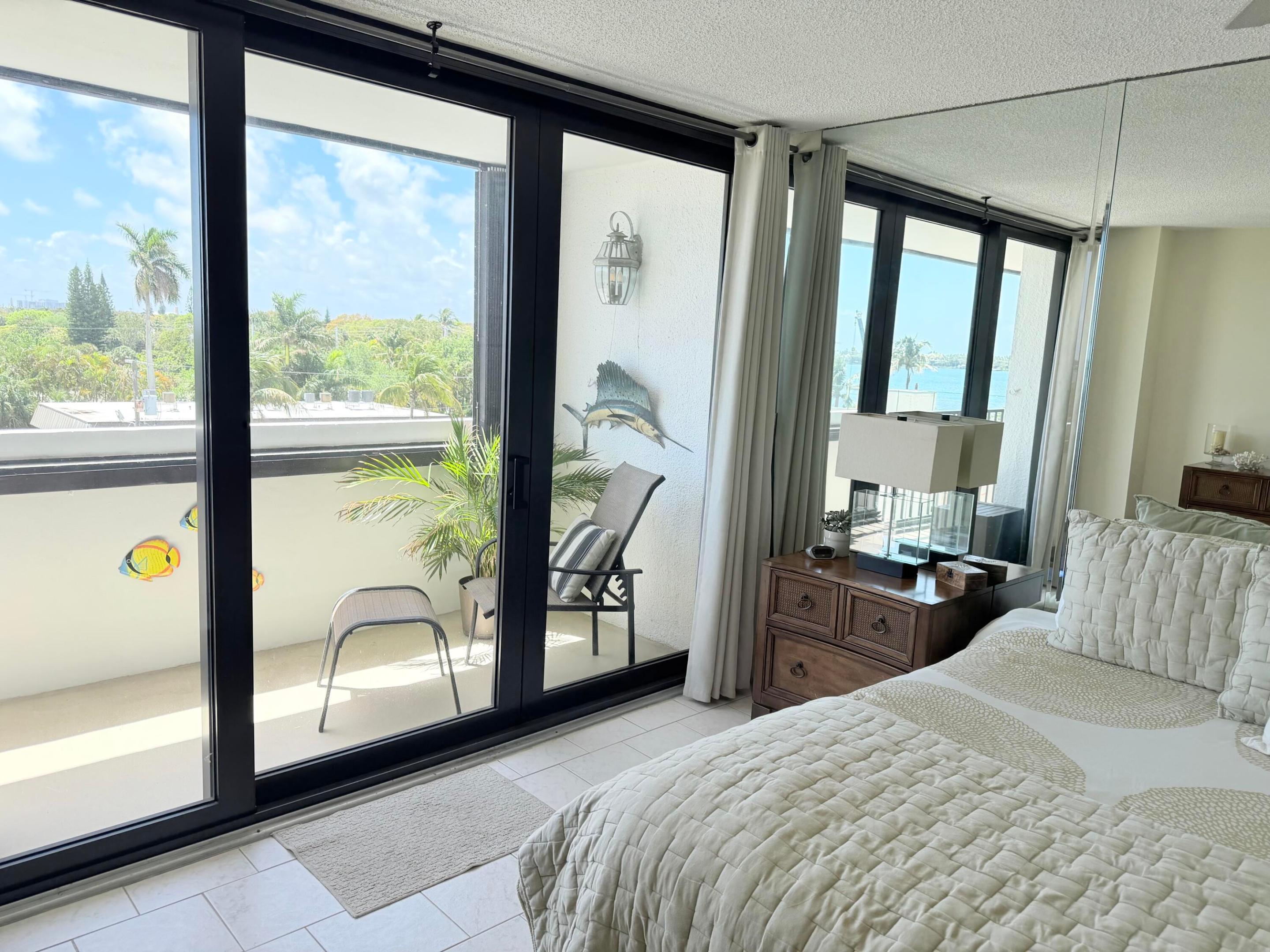 Palm Beach House - Residential