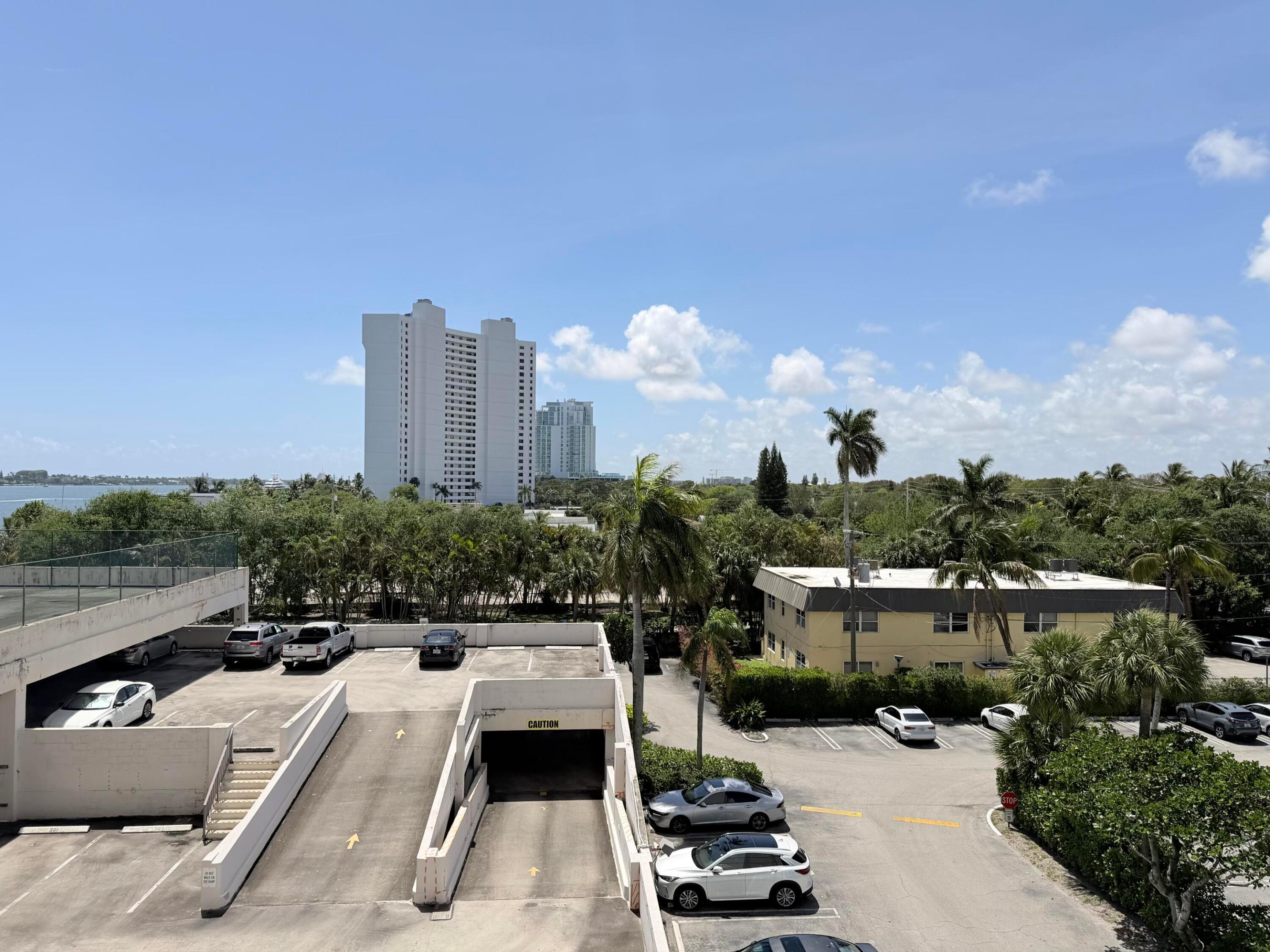 Palm Beach House - Residential